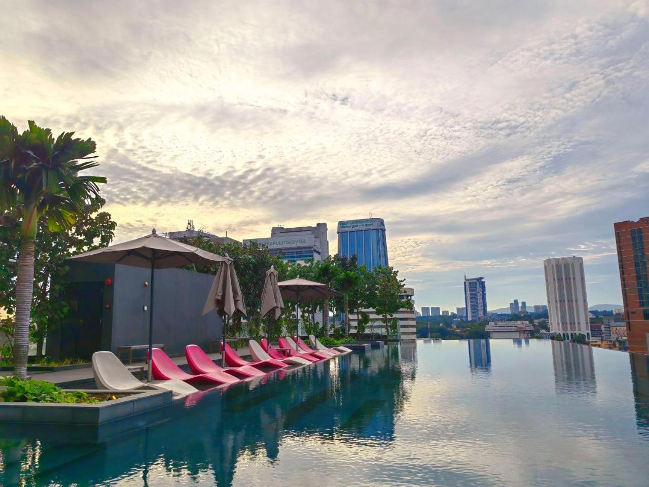 Astra At Opus Residences クアラルンプール エクステリア 写真