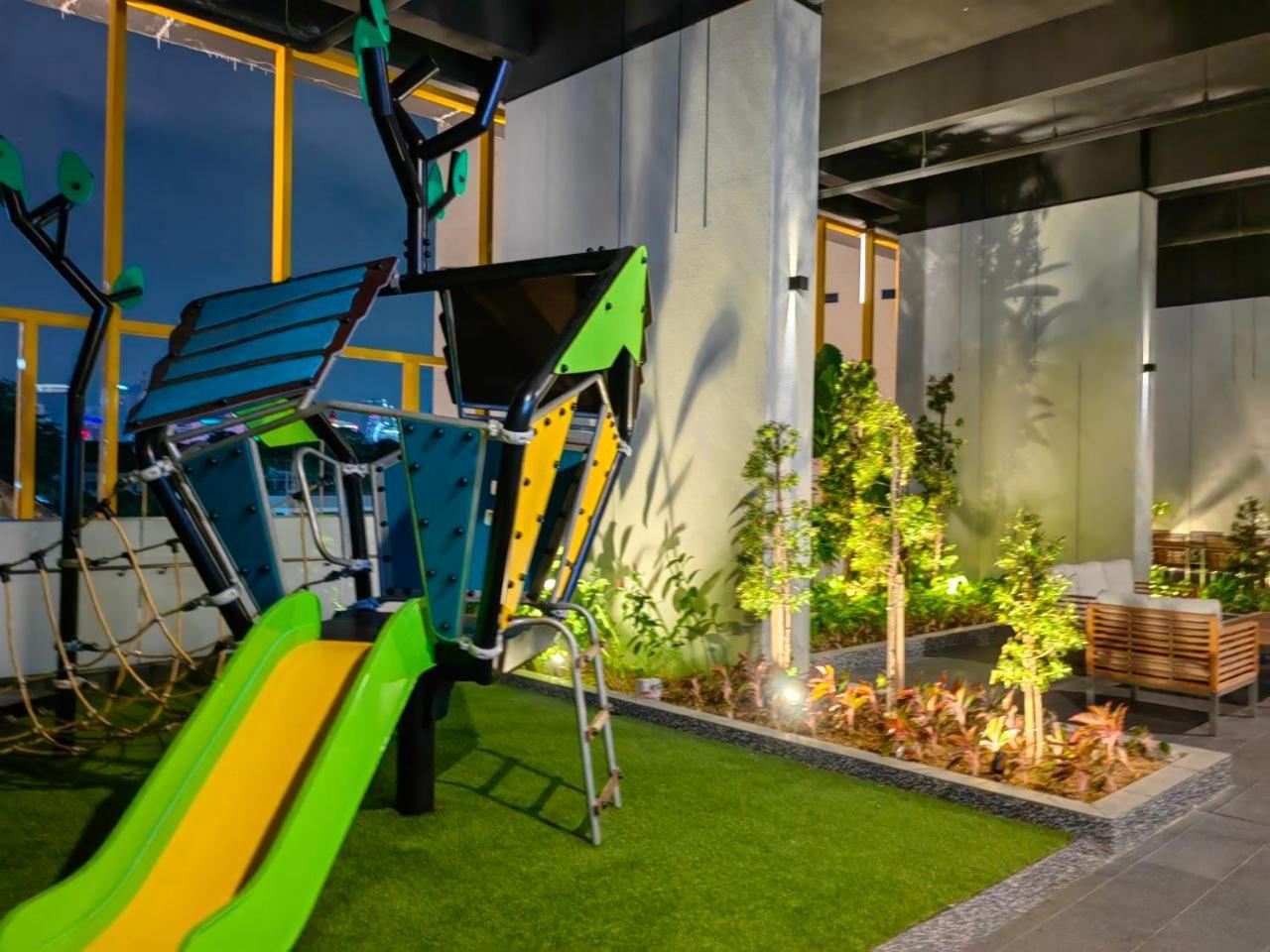 Astra At Opus Residences クアラルンプール エクステリア 写真