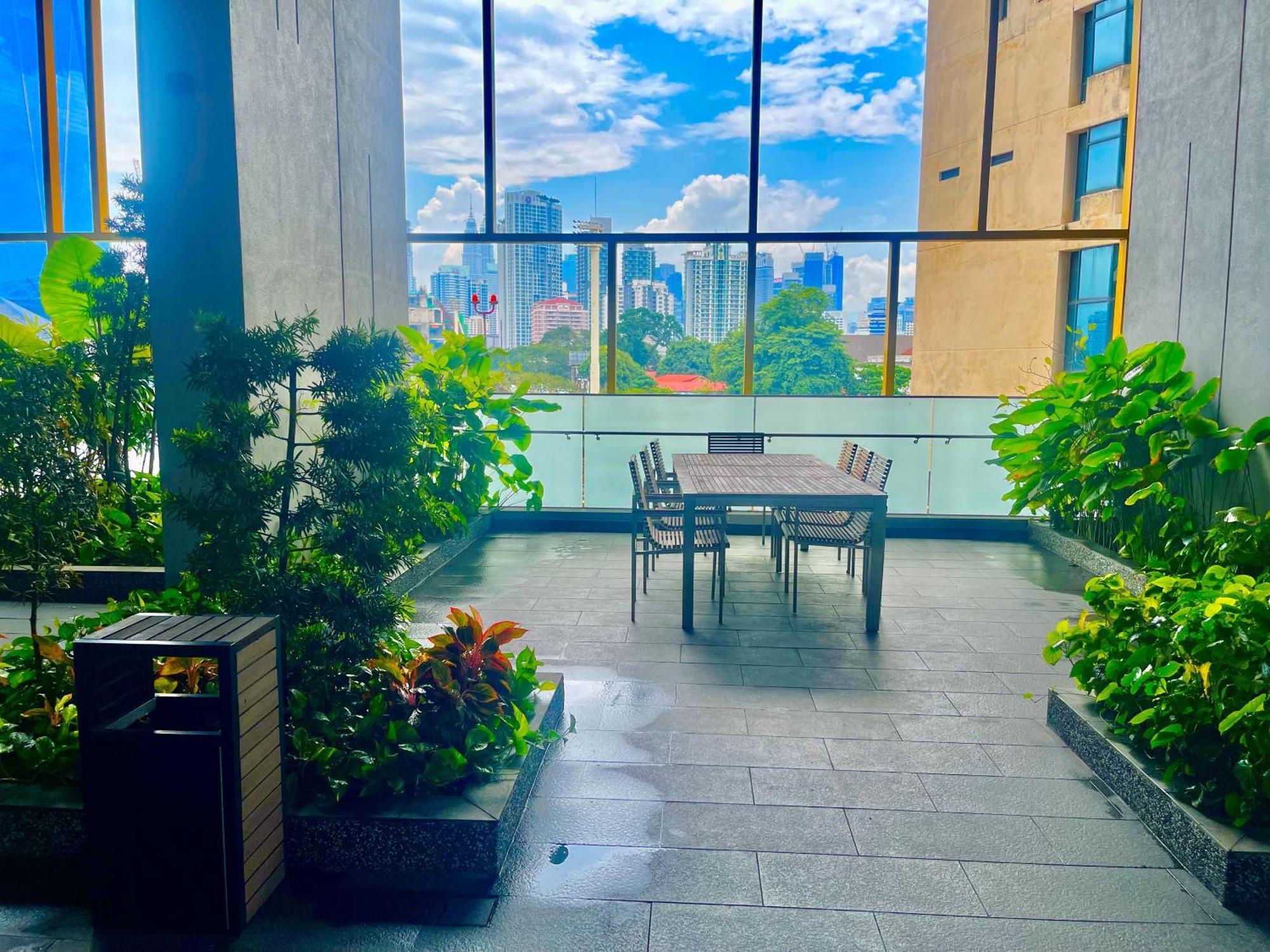 Astra At Opus Residences クアラルンプール エクステリア 写真