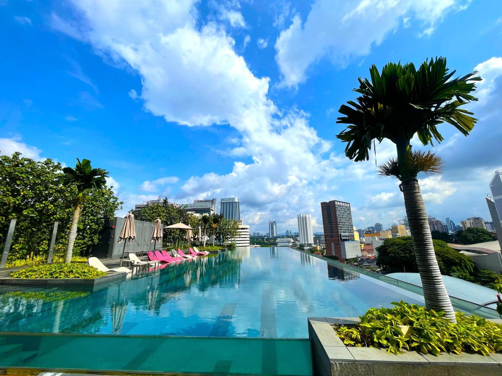 Astra At Opus Residences クアラルンプール エクステリア 写真